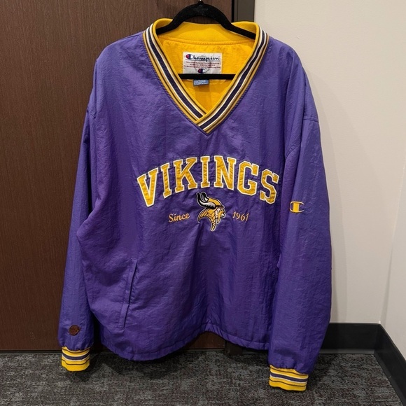 Vintage Minnesota Vikings Windbreaker Champion Embroidered - Picture 1 of 9
